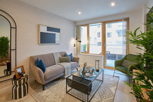 Living Area- click for photo gallery